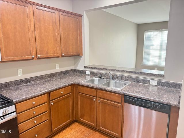 3102 Berkeley Springs Place, Raleigh, NC 27616