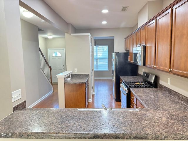 3102 Berkeley Springs Place, Raleigh, NC 27616