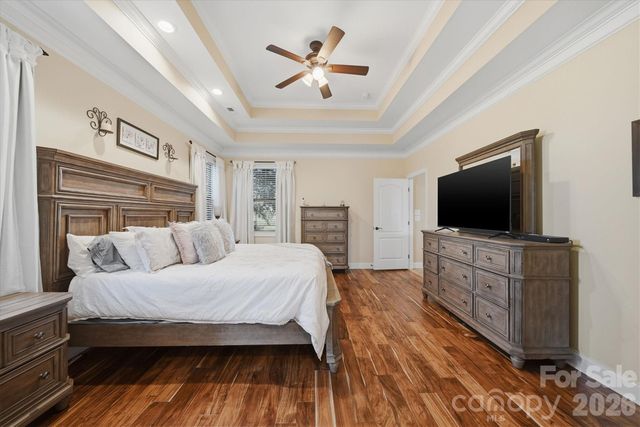 1743 Whitewater Court, Hickory, NC 28602