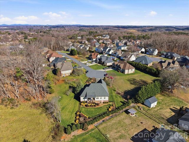 1743 Whitewater Court, Hickory, NC 28602