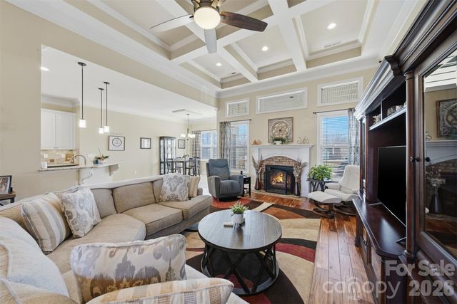 1743 Whitewater Court, Hickory, NC 28602