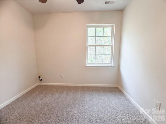 2312 Meadecroft Road, Charlotte, NC 28214