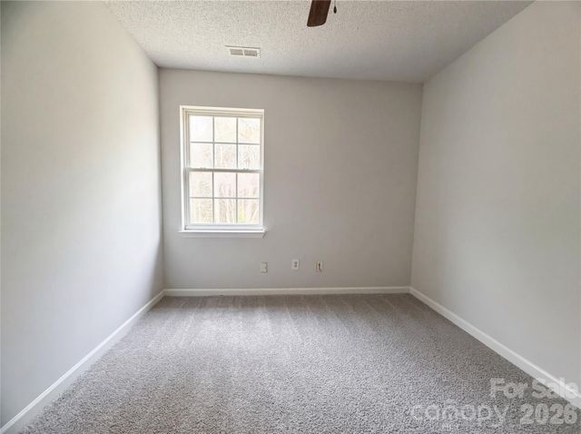 2312 Meadecroft Road, Charlotte, NC 28214