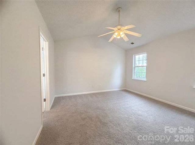 2312 Meadecroft Road, Charlotte, NC 28214