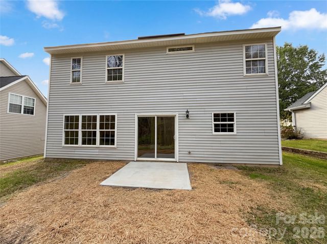 2312 Meadecroft Road, Charlotte, NC 28214