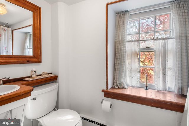 2175 W SWEDESFORD RD, Malvern, PA 19355