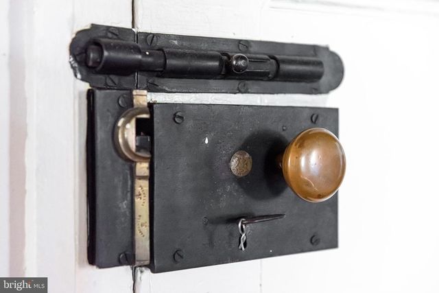 2175 W SWEDESFORD RD, Malvern, PA 19355