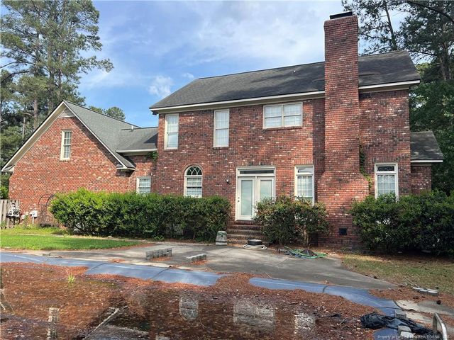 5400 Labrador Drive, Hope Mills, NC 28348