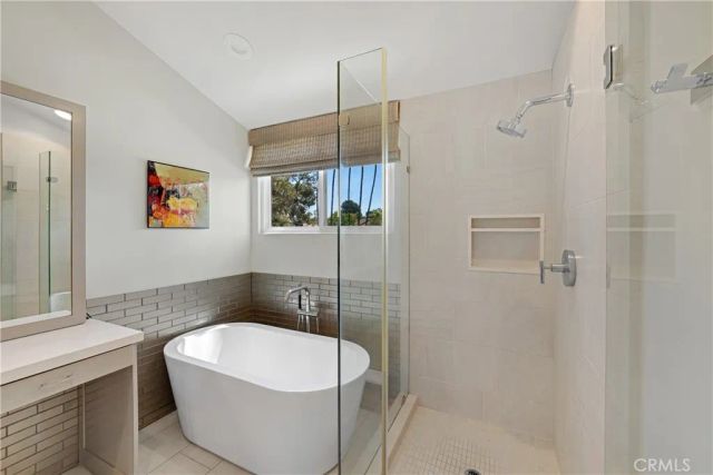 3112 Corte Hermosa, Newport Beach, CA 92660