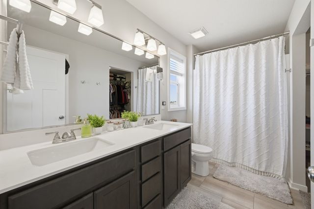 202 NE Whitetail Lane, Ankeny, IA 50021