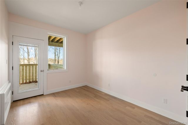 7 Valley Way 220, Spring Valley, NY 10977