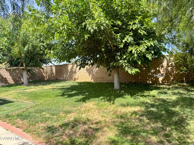 36648 Spanish Broom Drive, Palmdale, CA 93550