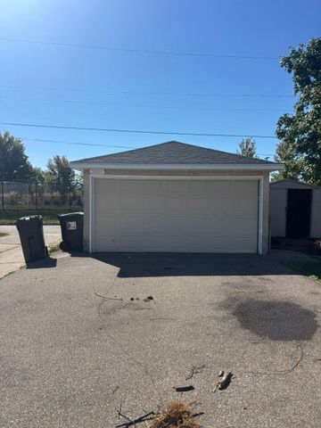 5921 27th Avenue S, Minneapolis, MN 55417