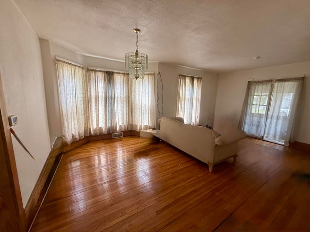 1632 5th Street, Muskegon, MI 49441
