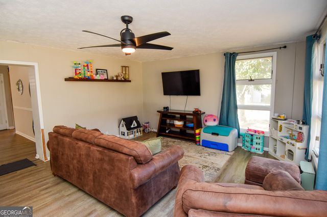 2250 Green Street, Concord, GA 30206