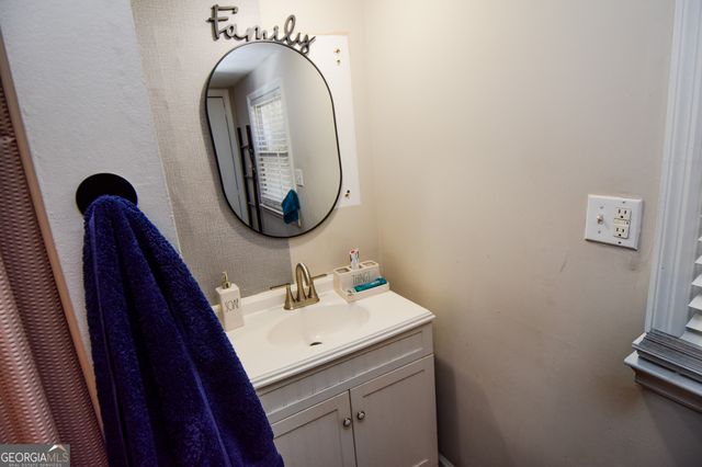 2250 Green Street, Concord, GA 30206