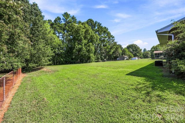 210 College Avenue, Shelby, NC 28150