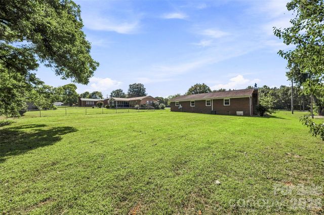 210 College Avenue, Shelby, NC 28150