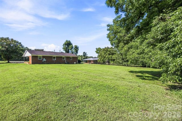 210 College Avenue, Shelby, NC 28150