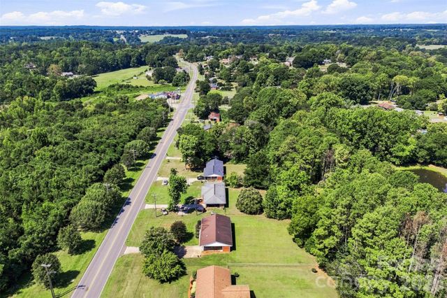 210 College Avenue, Shelby, NC 28150