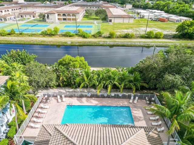 1371 Via De Pepii, Boynton Beach, FL 33426