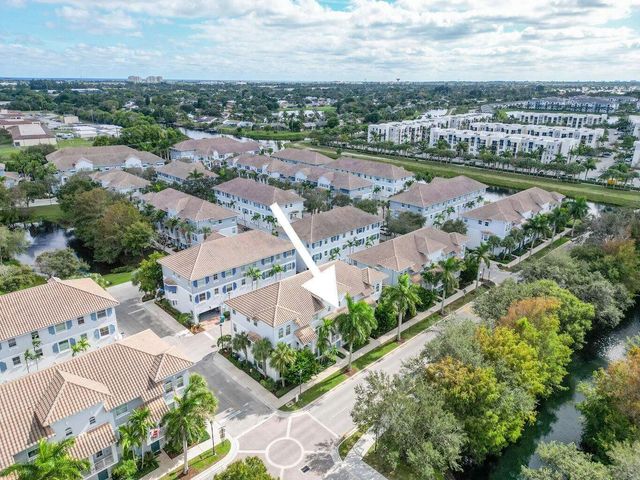 1371 Via De Pepii, Boynton Beach, FL 33426