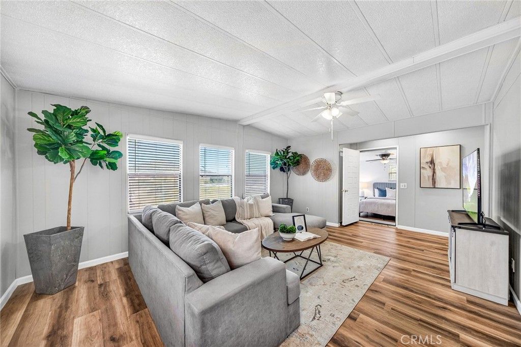 Image 10 of property listing at 24400 Wagon Wheel, Wildomar, CA 92595