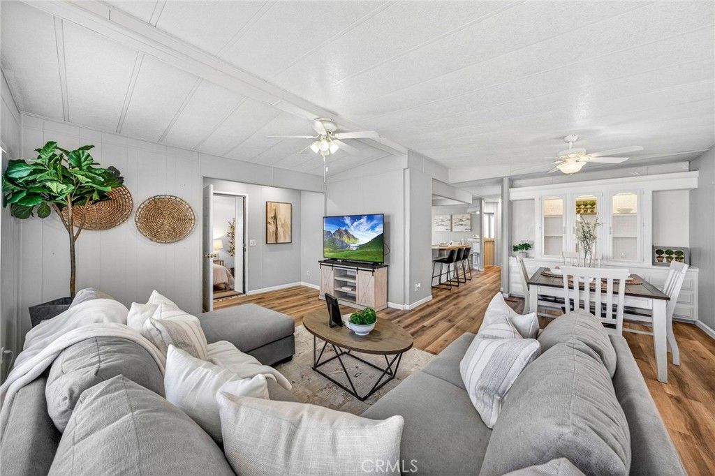 Image 9 of property listing at 24400 Wagon Wheel, Wildomar, CA 92595