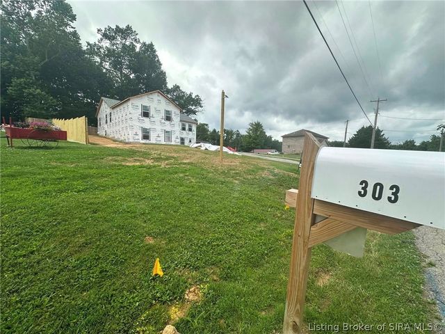303 N Francke Road, Henryville, IN 47126