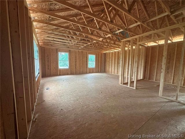 303 N Francke Road, Henryville, IN 47126