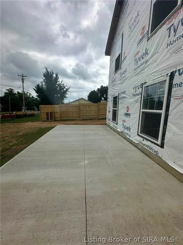 303 N Francke Road, Henryville, IN 47126