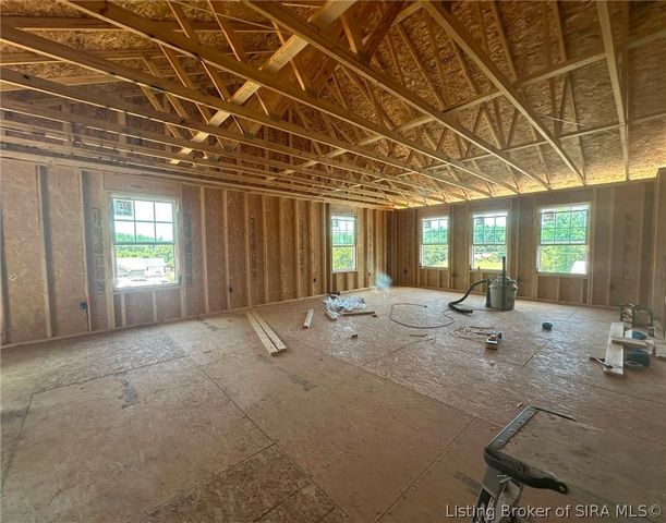 303 N Francke Road, Henryville, IN 47126