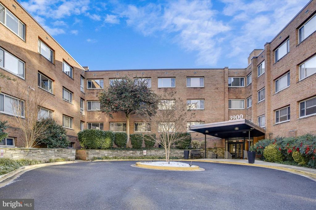 3900 TUNLAW RD NW #509, Washington, DC 20007