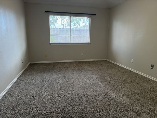 5318 Spring Brook Dr, Corpus Christi, TX 78413
