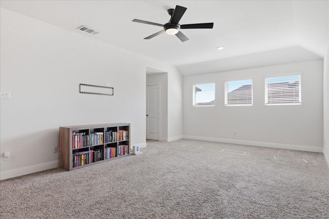 10421 Table Bluff Street, Aubrey, TX 76227