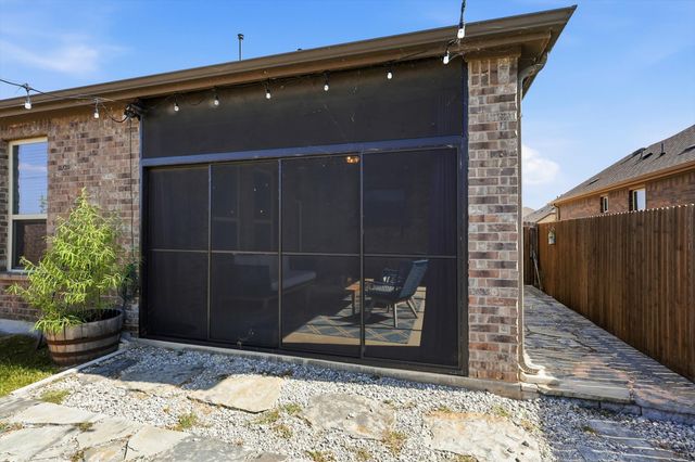10421 Table Bluff Street, Aubrey, TX 76227