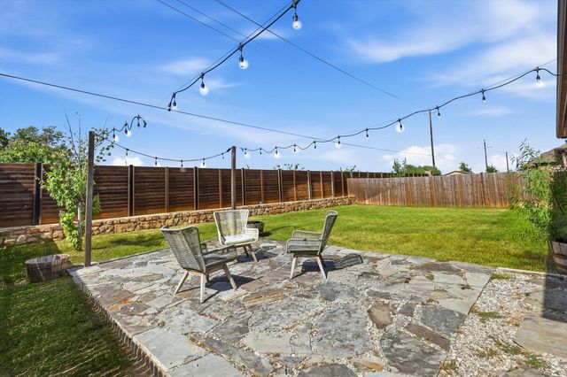 10421 Table Bluff Street, Aubrey, TX 76227