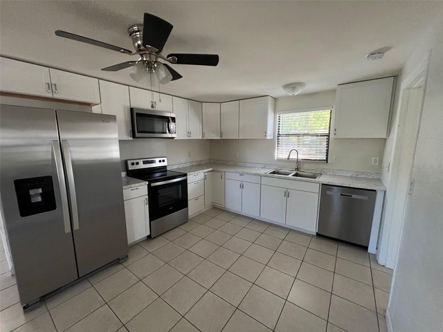 6908 82ND AVENUE N, Pinellas Park, FL 33781