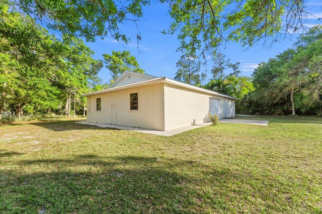 11541 Okeechobee Road, Fort Pierce, FL 34945