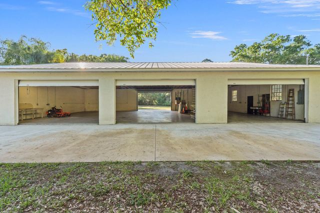 11541 Okeechobee Road, Fort Pierce, FL 34945