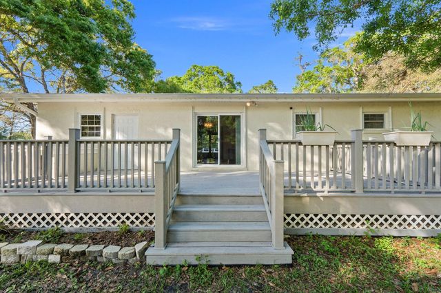 11541 Okeechobee Road, Fort Pierce, FL 34945