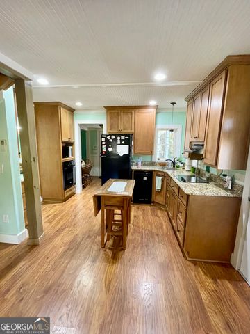 98 Waterfront Way, Warner Robins, GA 31093