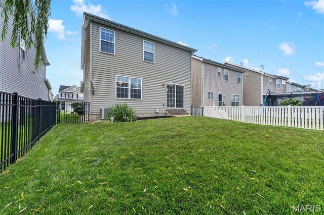 3128 Timberlodge Landing, St Charles, MO 63301
