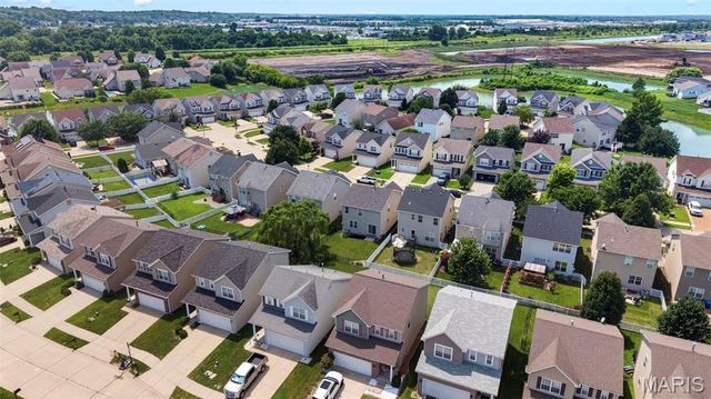 3128 Timberlodge Landing, St Charles, MO 63301