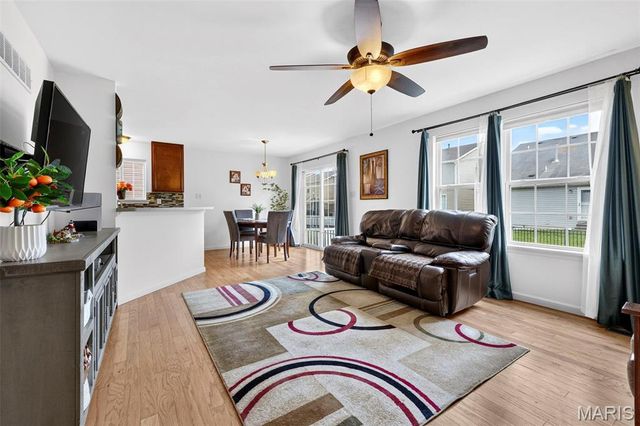 3128 Timberlodge Landing, St Charles, MO 63301