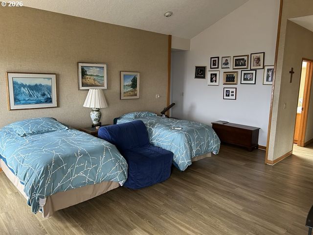 8003 Se EVERGREEN Hwy, Vancouver, WA 98664