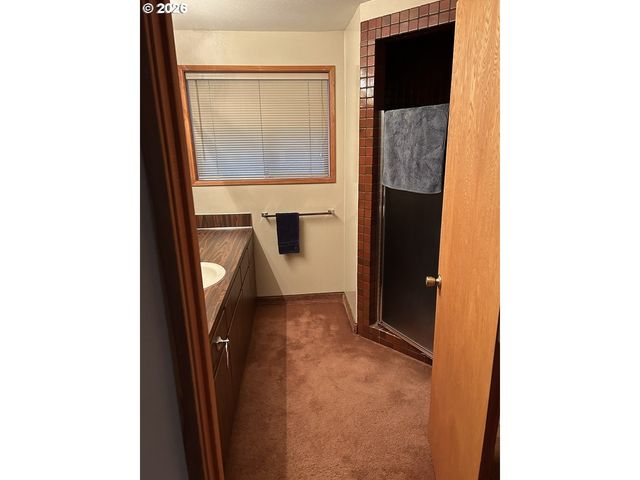 8003 Se EVERGREEN Hwy, Vancouver, WA 98664