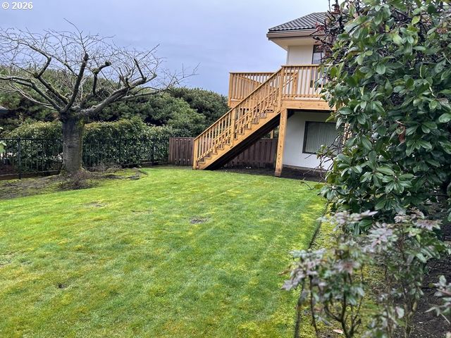 8003 Se EVERGREEN Hwy, Vancouver, WA 98664