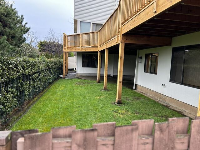 8003 Se EVERGREEN Hwy, Vancouver, WA 98664