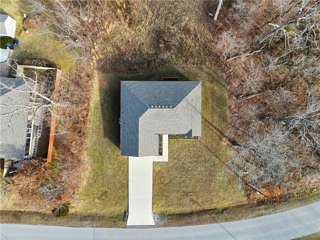 51 Kirkwall Drive, Bella Vista, AR 72715